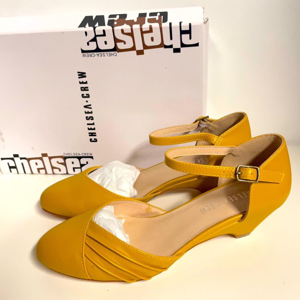 New Chelsea Crew mustard kitten heels 37 6.5